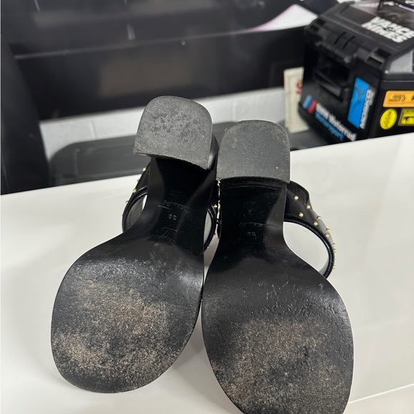 Louis Vuitton Heels - Picture 5 of 6